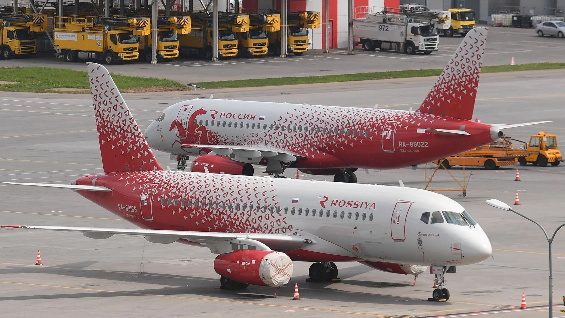 Rossiya airline to idle one-third of Airbus pilots to save aircraft parts, Kommersant reports