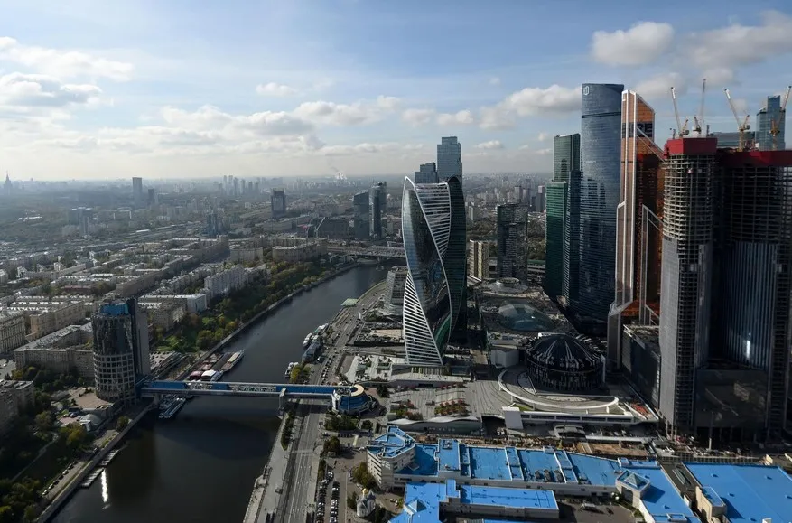 Majority of EU and G7 companies have kept their Russian businesses despite the invasion of Ukraine, Swiss economists say