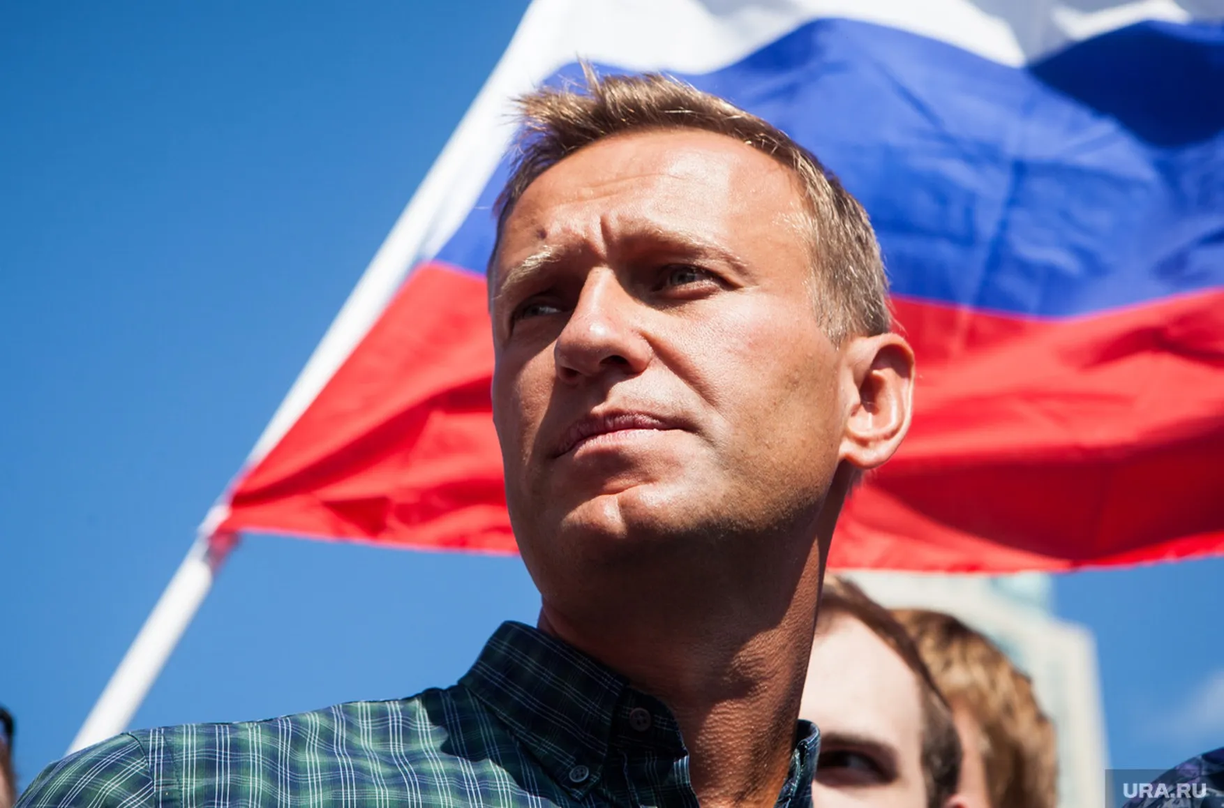 “Navalny endures Gulag treatment, if he stays alive, his executioners will back down” — former political prisoner Alexander Podrabinek 