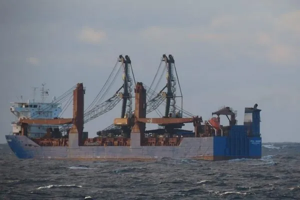 Russian vessel Ursa Major sinks in Mediterranean, reportedly while en route to withdraw military assets from Syria