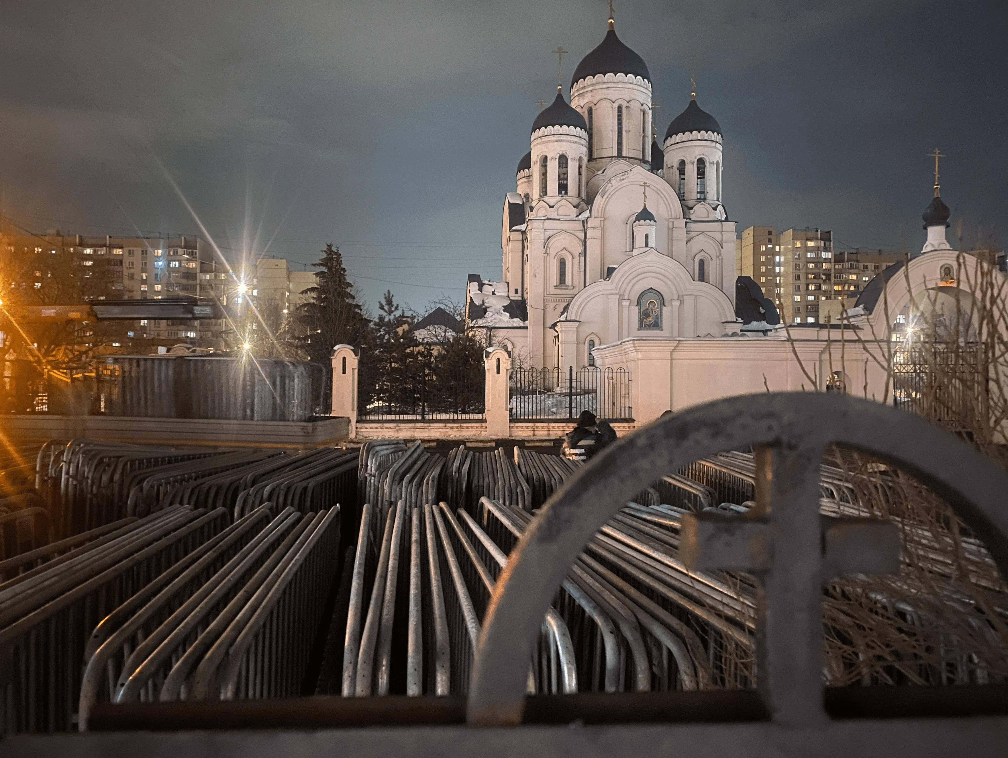 A maximum security funeral: as Moscow prepares to say its goodbyes to Navalny, riot police are gearing up for unrest