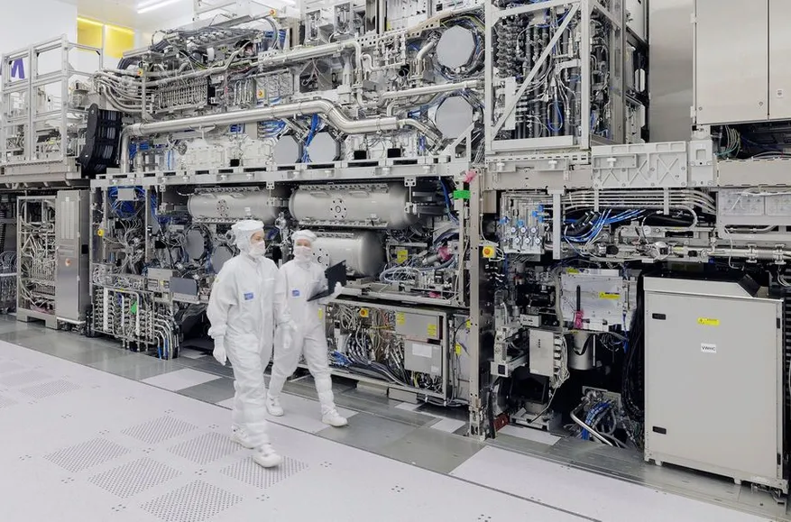 Dutch authorities arrest Russian engineer over industrial espionage in microelectronics